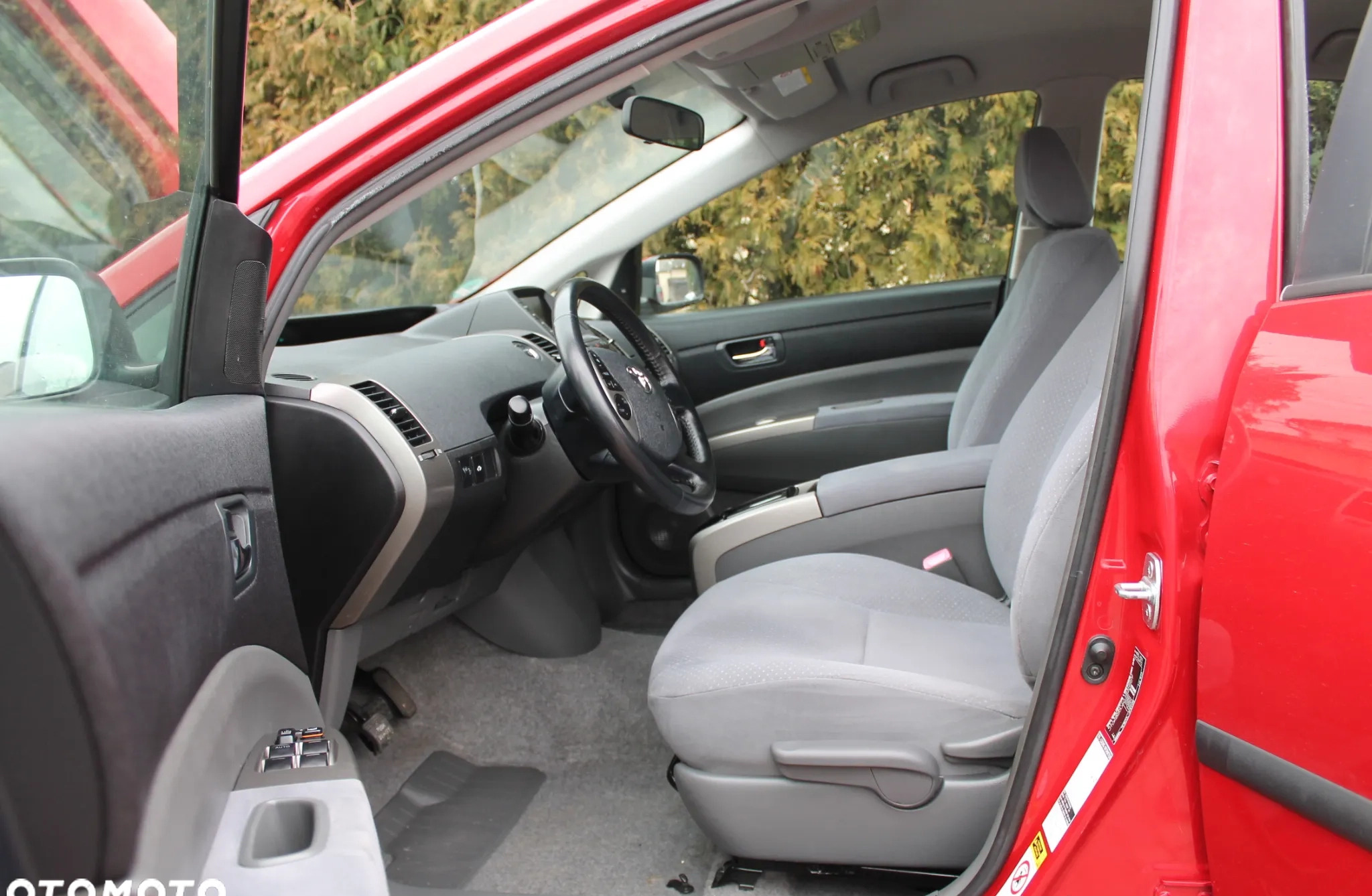 Toyota Prius cena 27800 przebieg: 180000, rok produkcji 2006 z Krośniewice małe 56